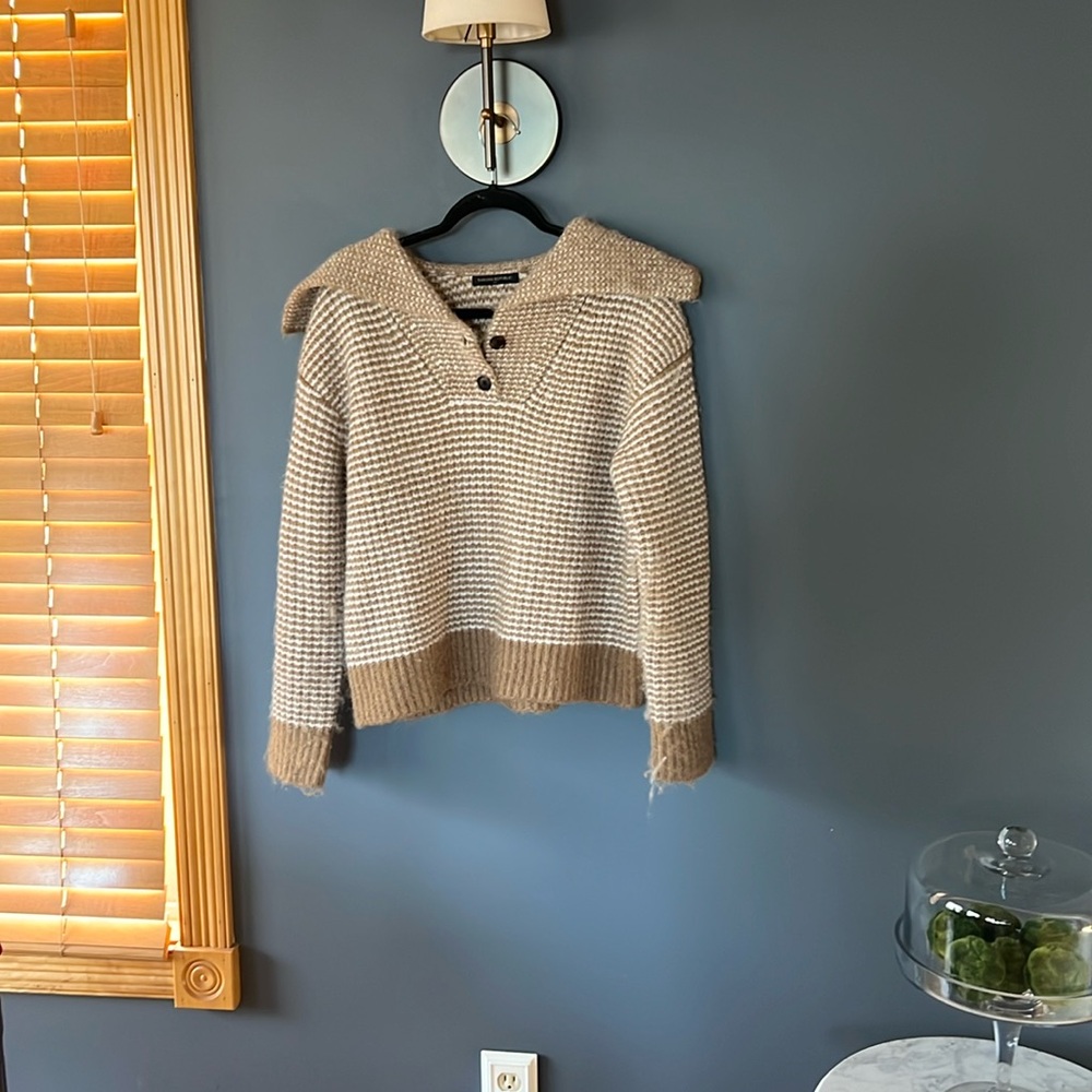 Banana Republic Beige Knit Sweater